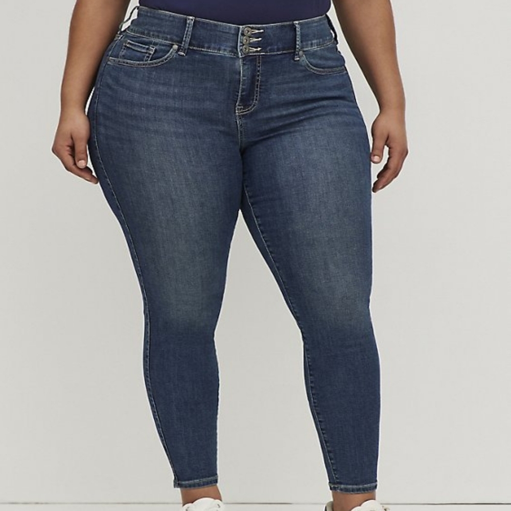 Torrid Jegging Jean - Short